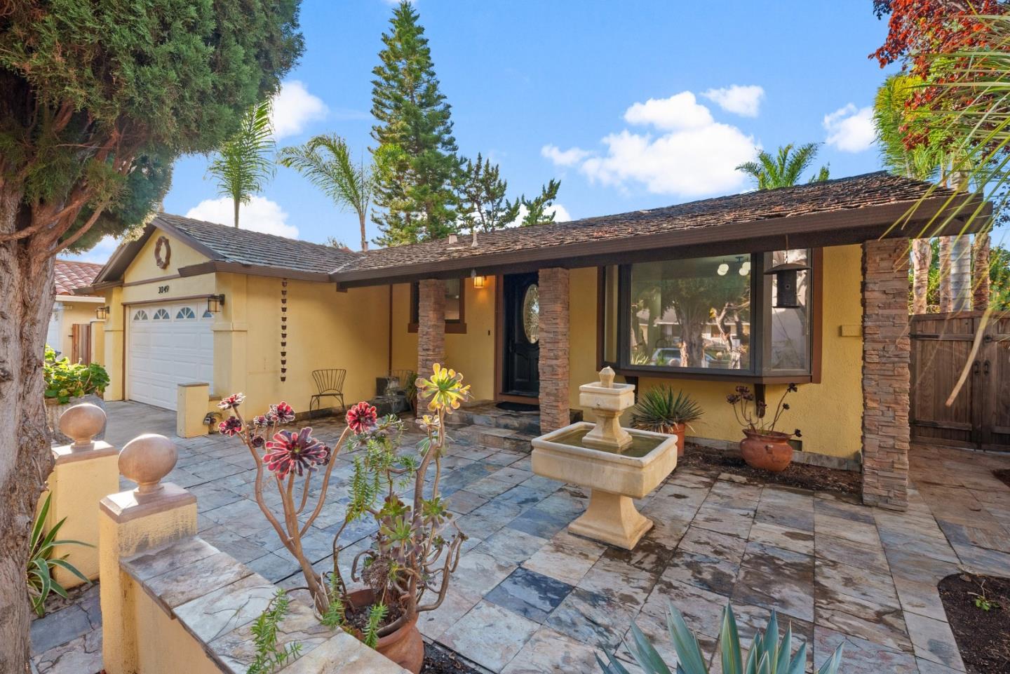 3049 Chippenham DR