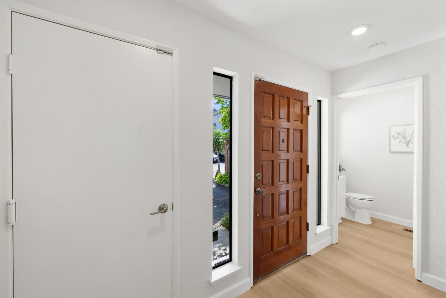 1257 Sierra Village PL