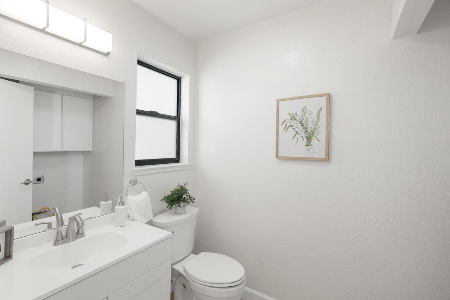 1257 Sierra Village PL