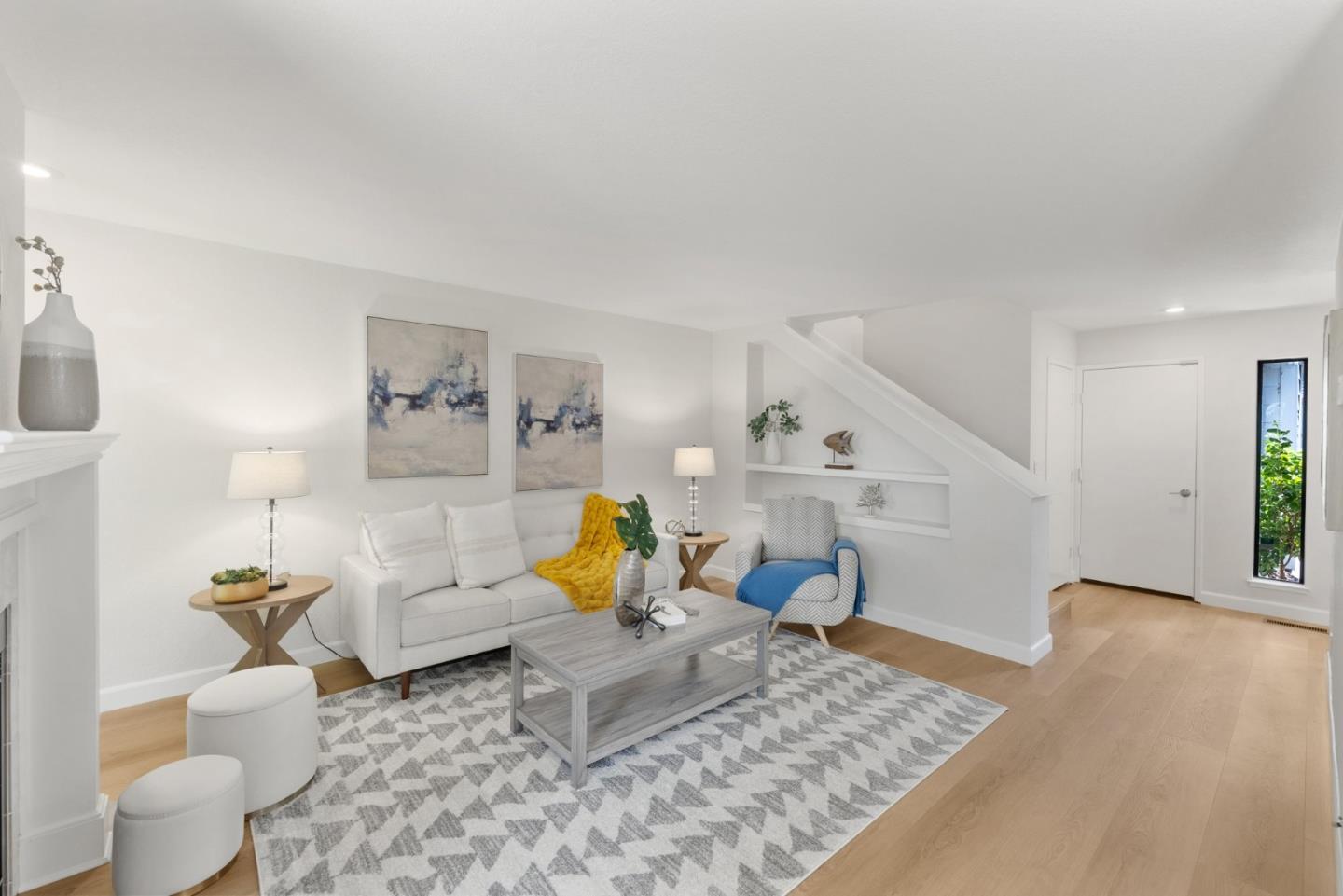 1257 Sierra Village PL