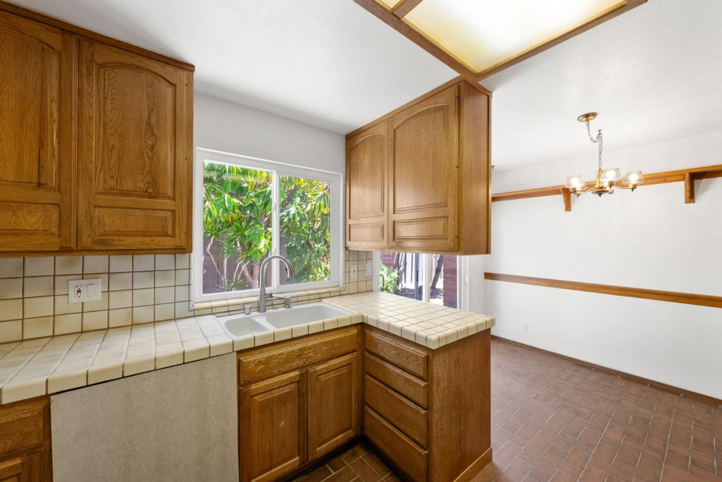 8145 Park Villa CIR