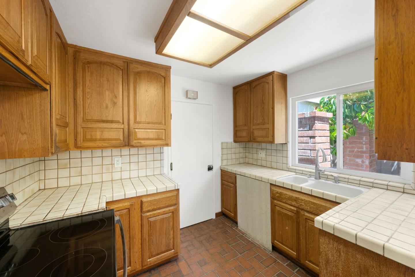 8145 Park Villa CIR