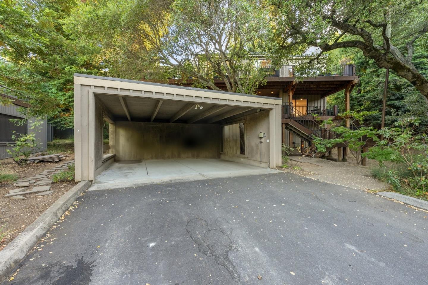 21 Valley Oak Street