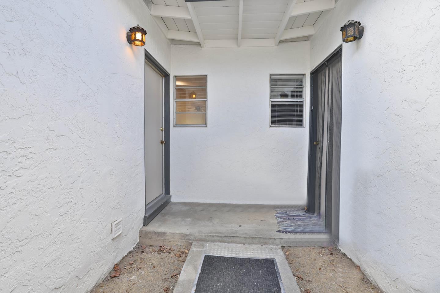 990 Gale Drive