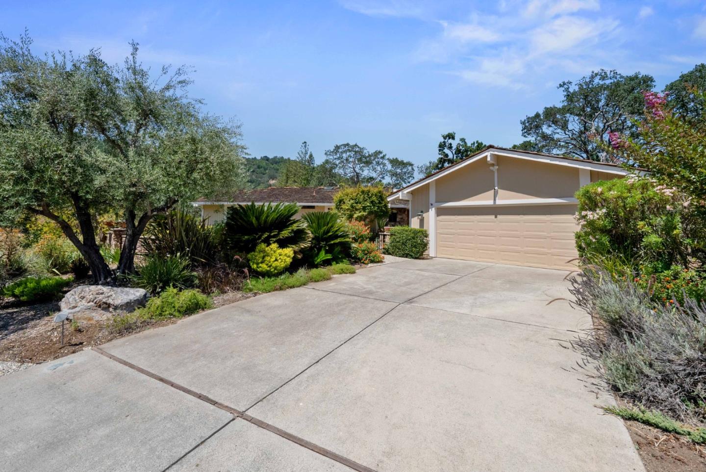 7175 Red Holly Court