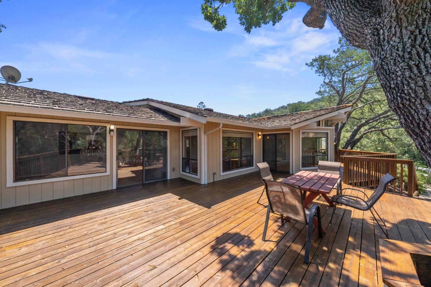 7175 Red Holly Court