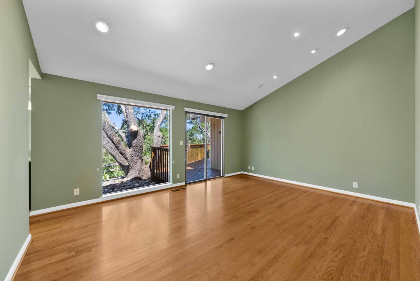 7175 Red Holly Court