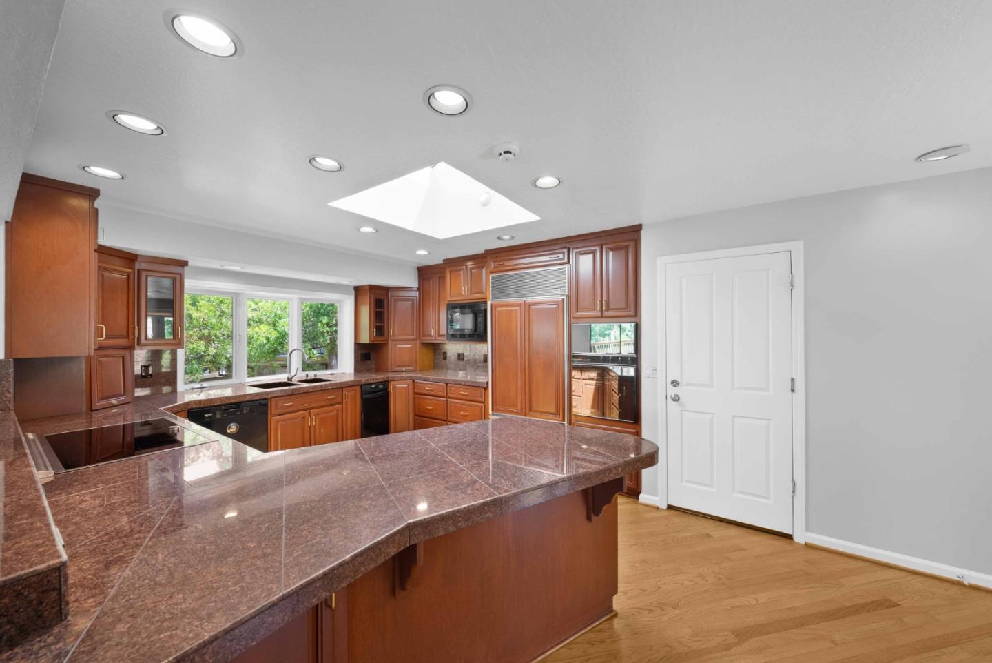 7175 Red Holly Court