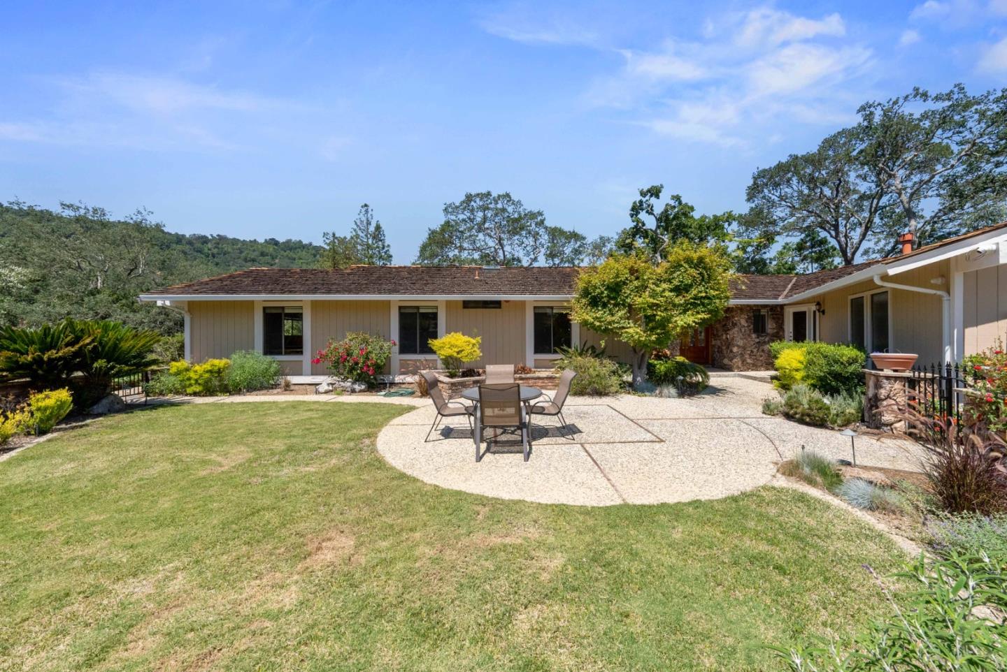 7175 Red Holly Court