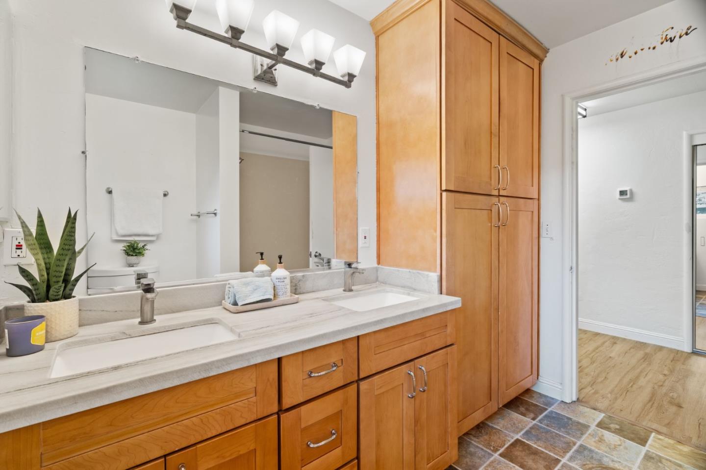 20141 Mendelsohn Lane