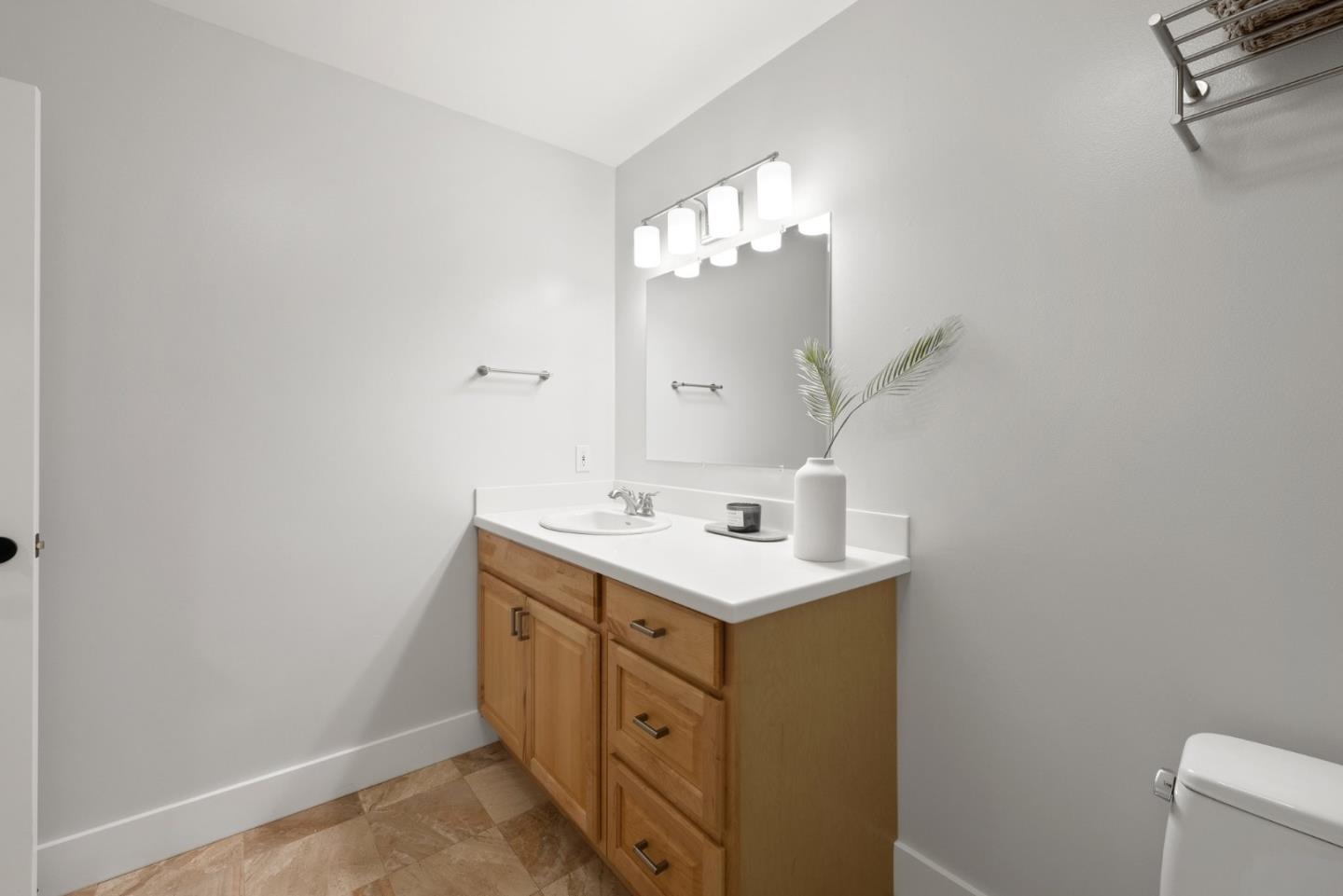 21 Valley Oak Street