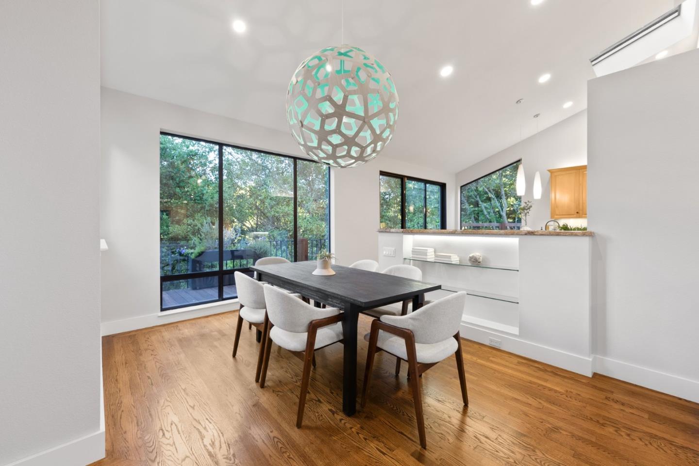 21 Valley Oak Street