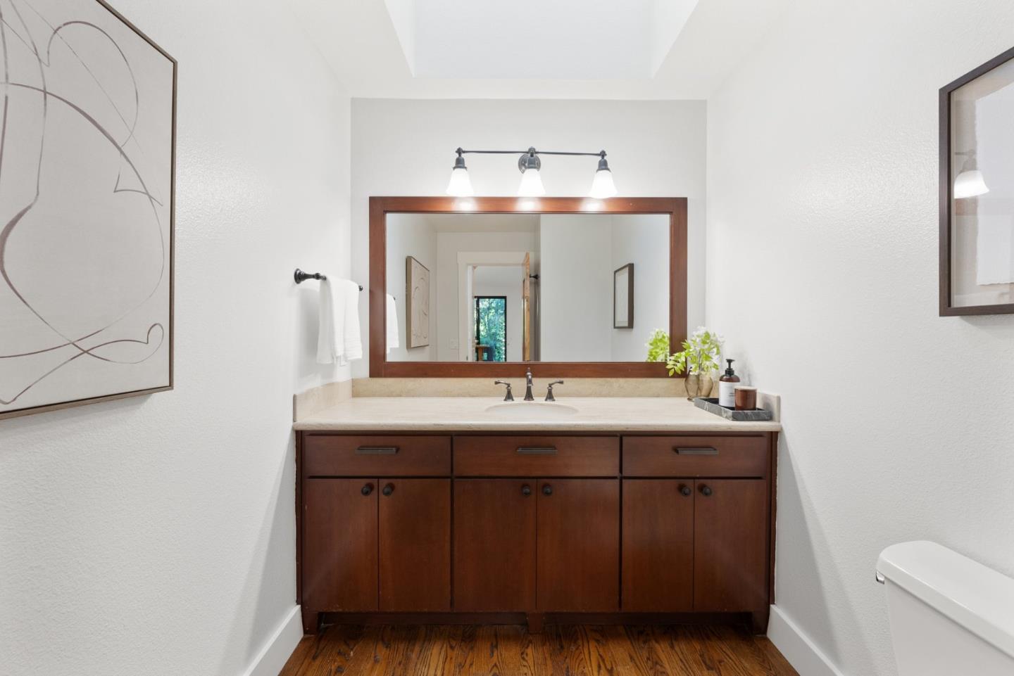 21 Valley Oak Street