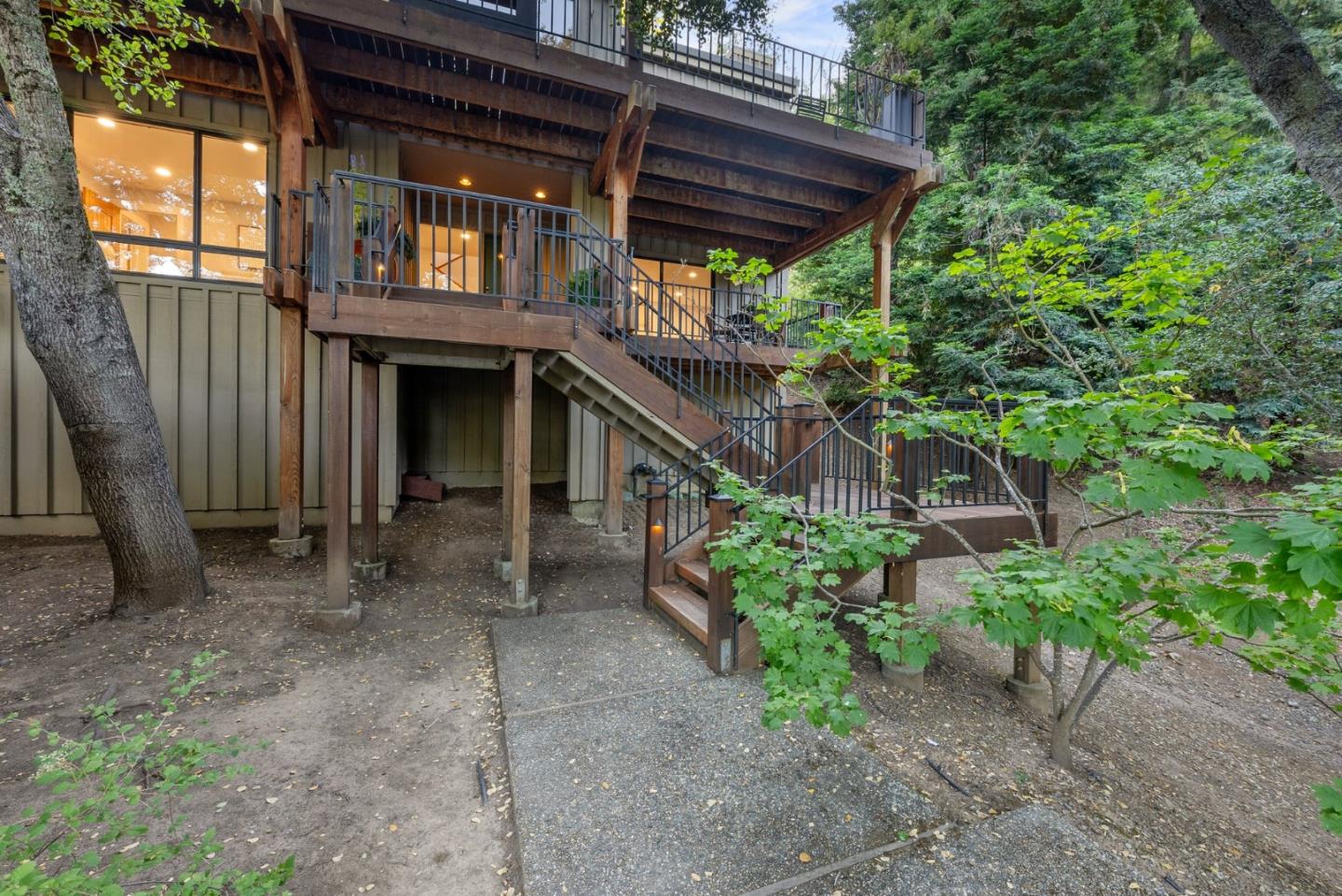 21 Valley Oak Street