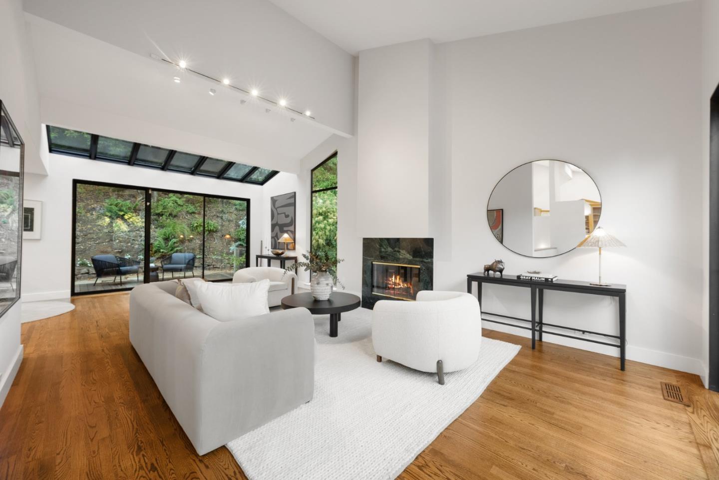 21 Valley Oak Street