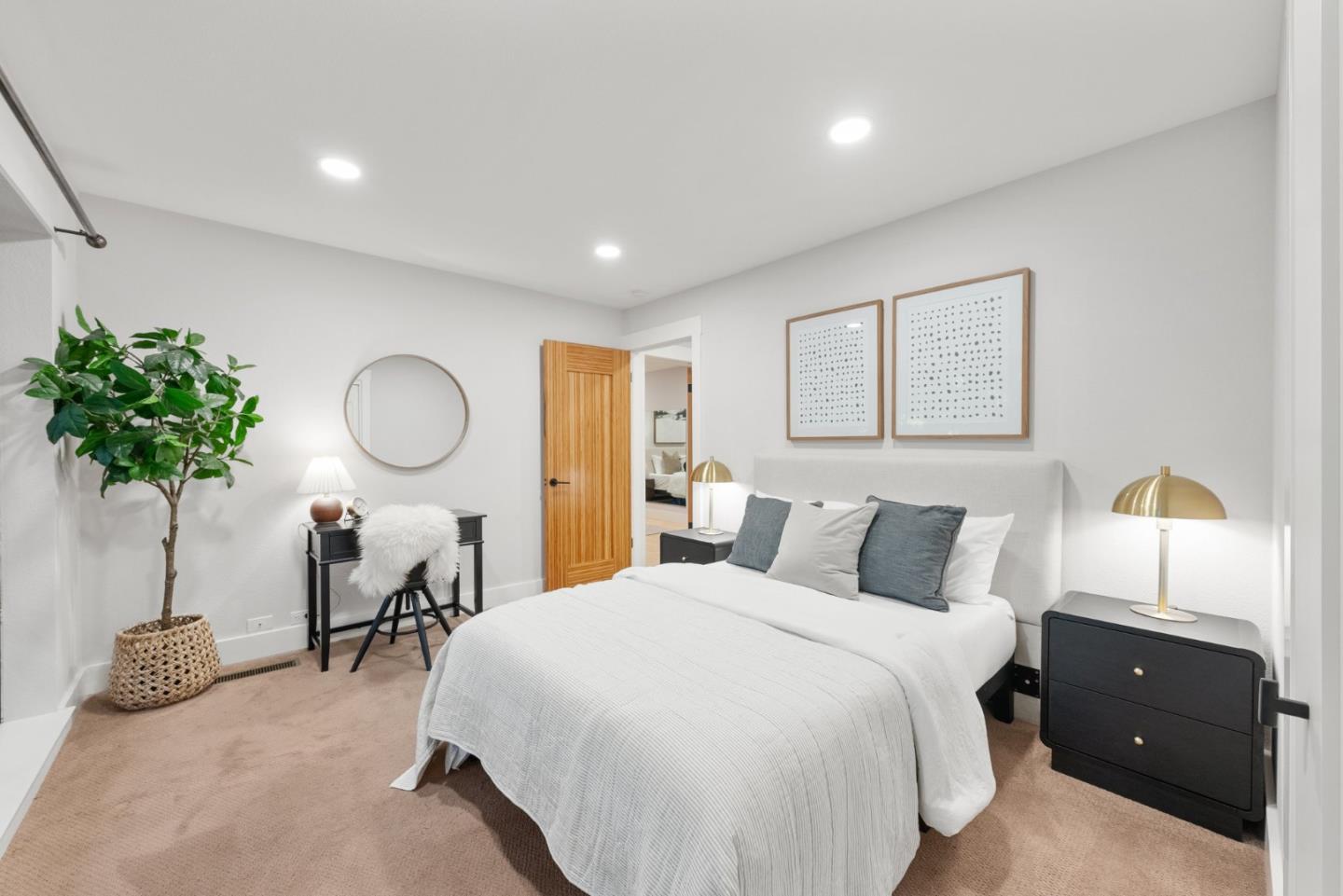 21 Valley Oak Street