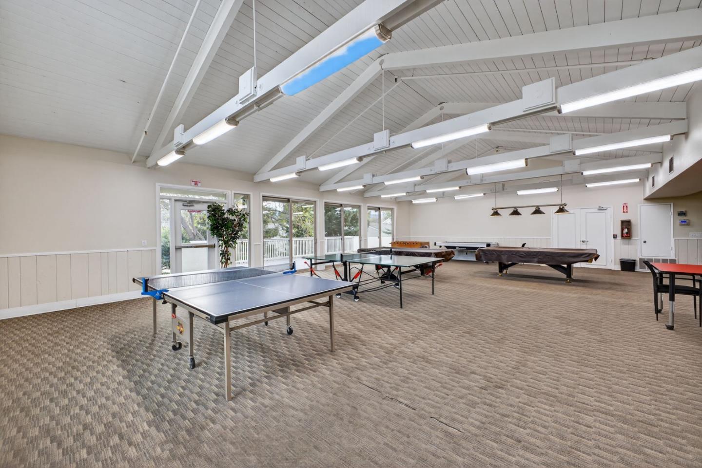 20022 Northcrest Square