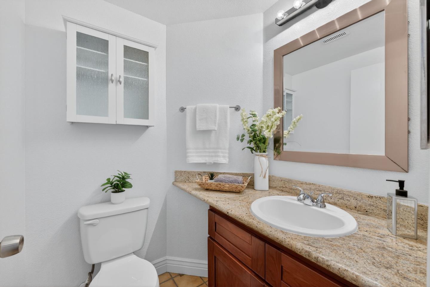 1205 Sierra Village Way