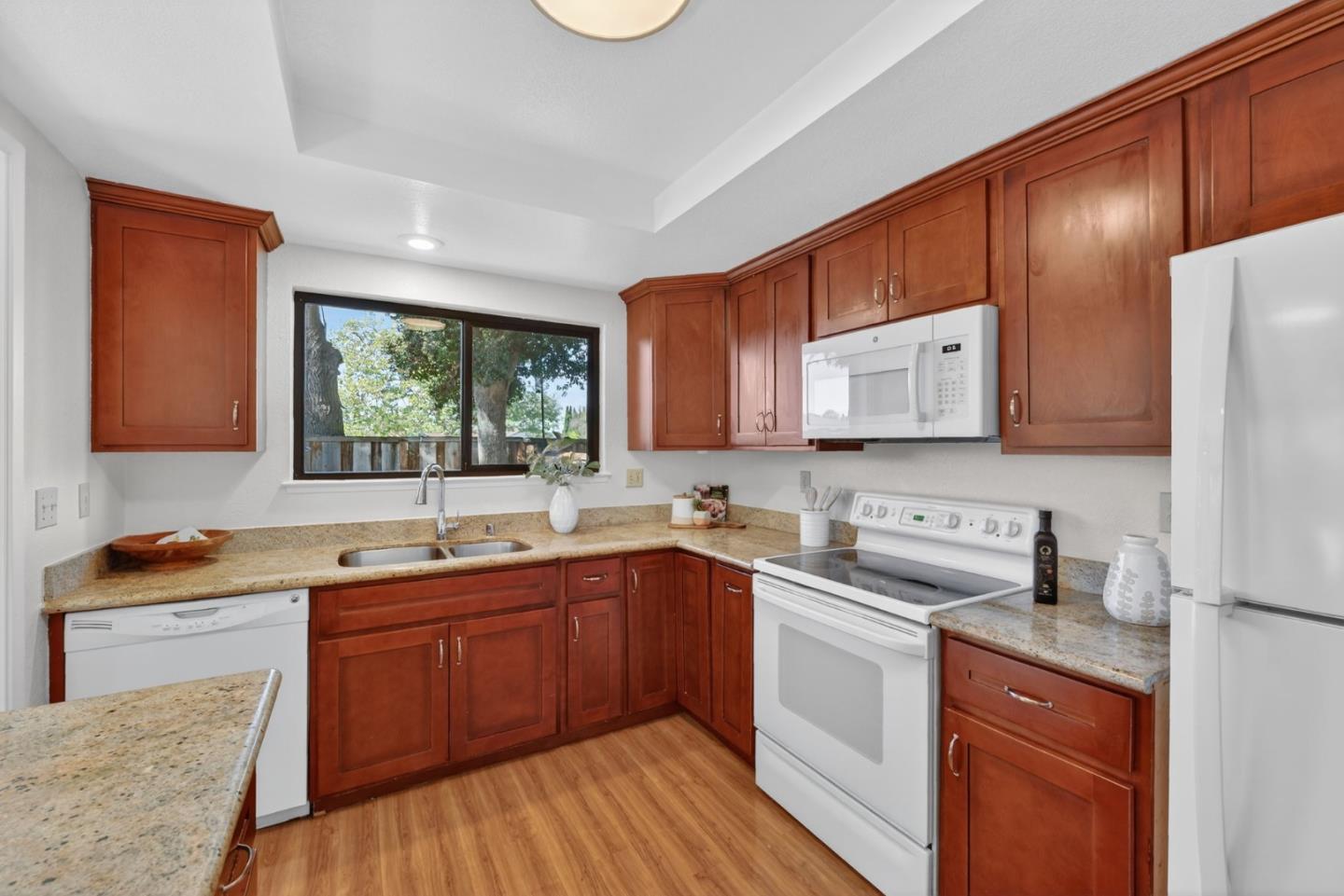 1205 Sierra Village Way