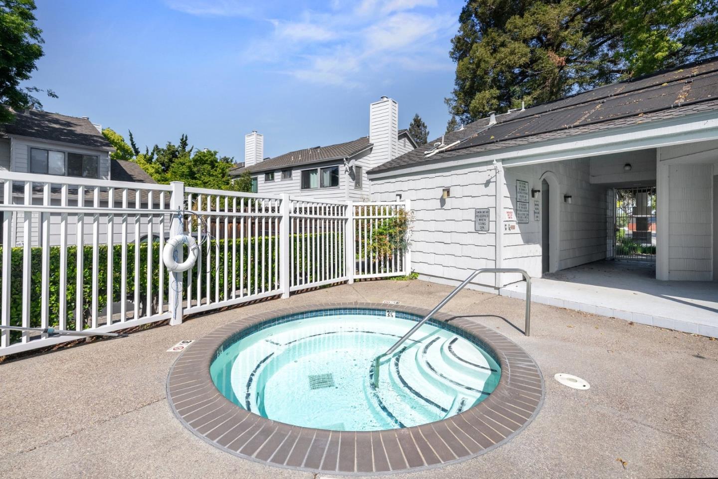 1205 Sierra Village Way