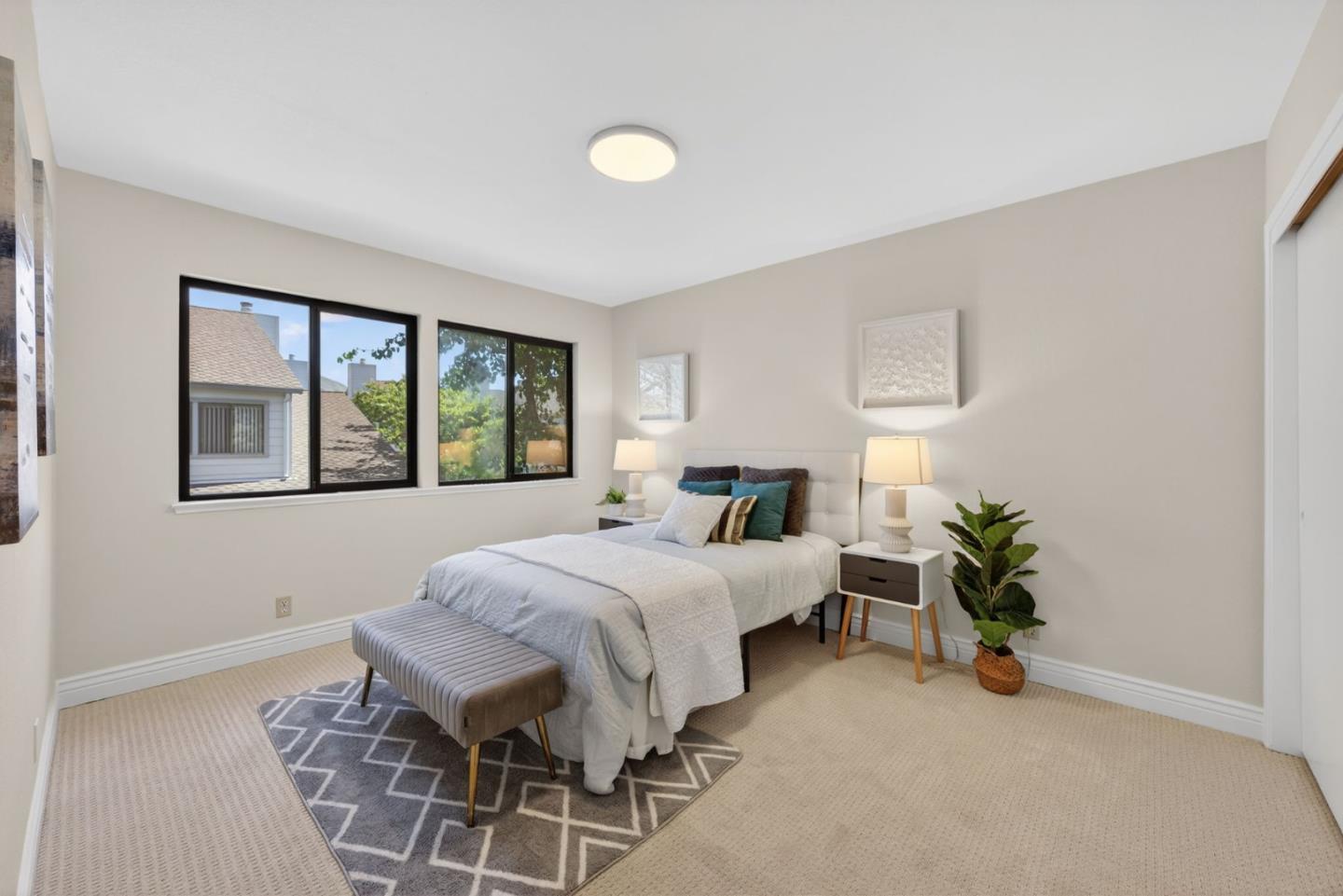 1205 Sierra Village Way