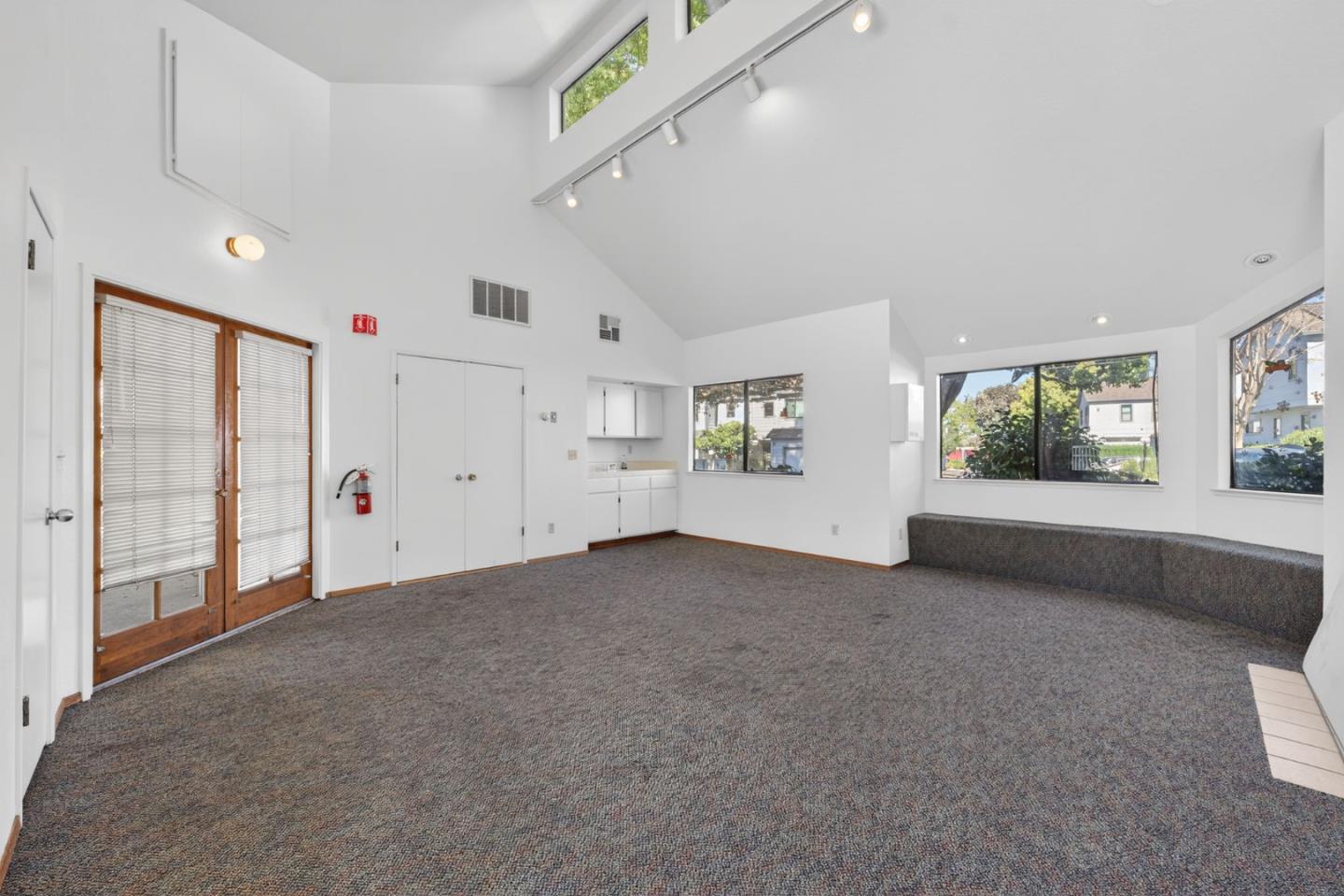 1205 Sierra Village Way