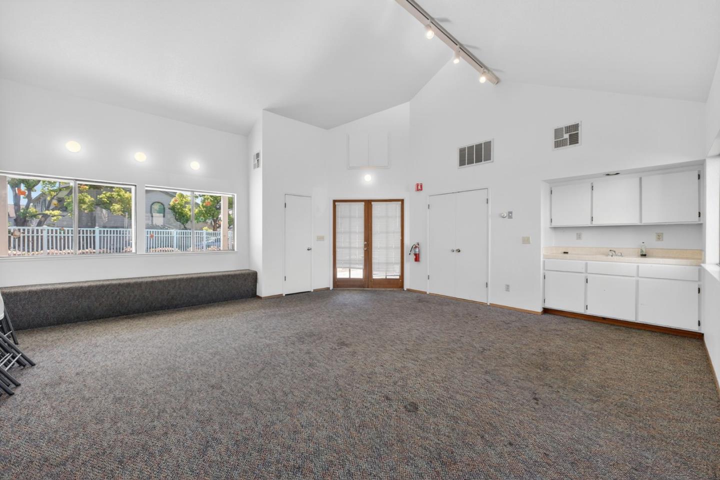 1205 Sierra Village Way