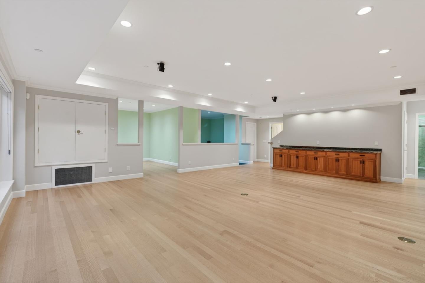 18270 Baylor Avenue