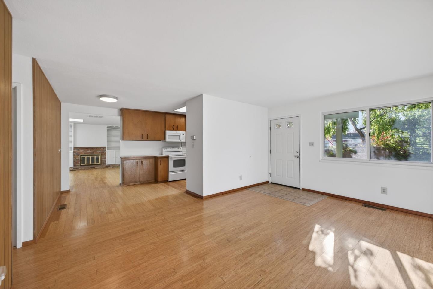 1031 Miller Avenue