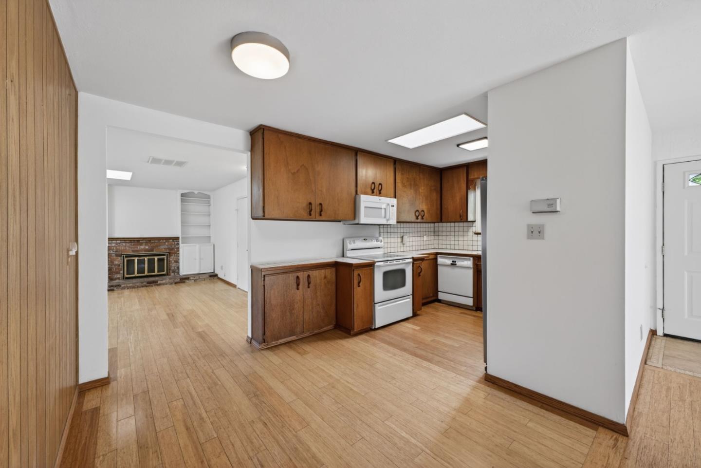 1031 Miller Avenue