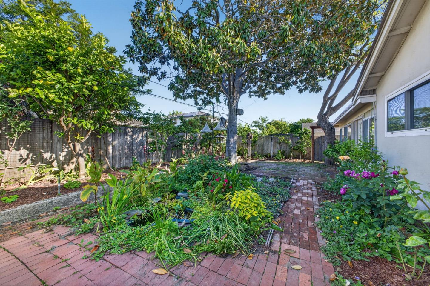 1031 Miller Avenue