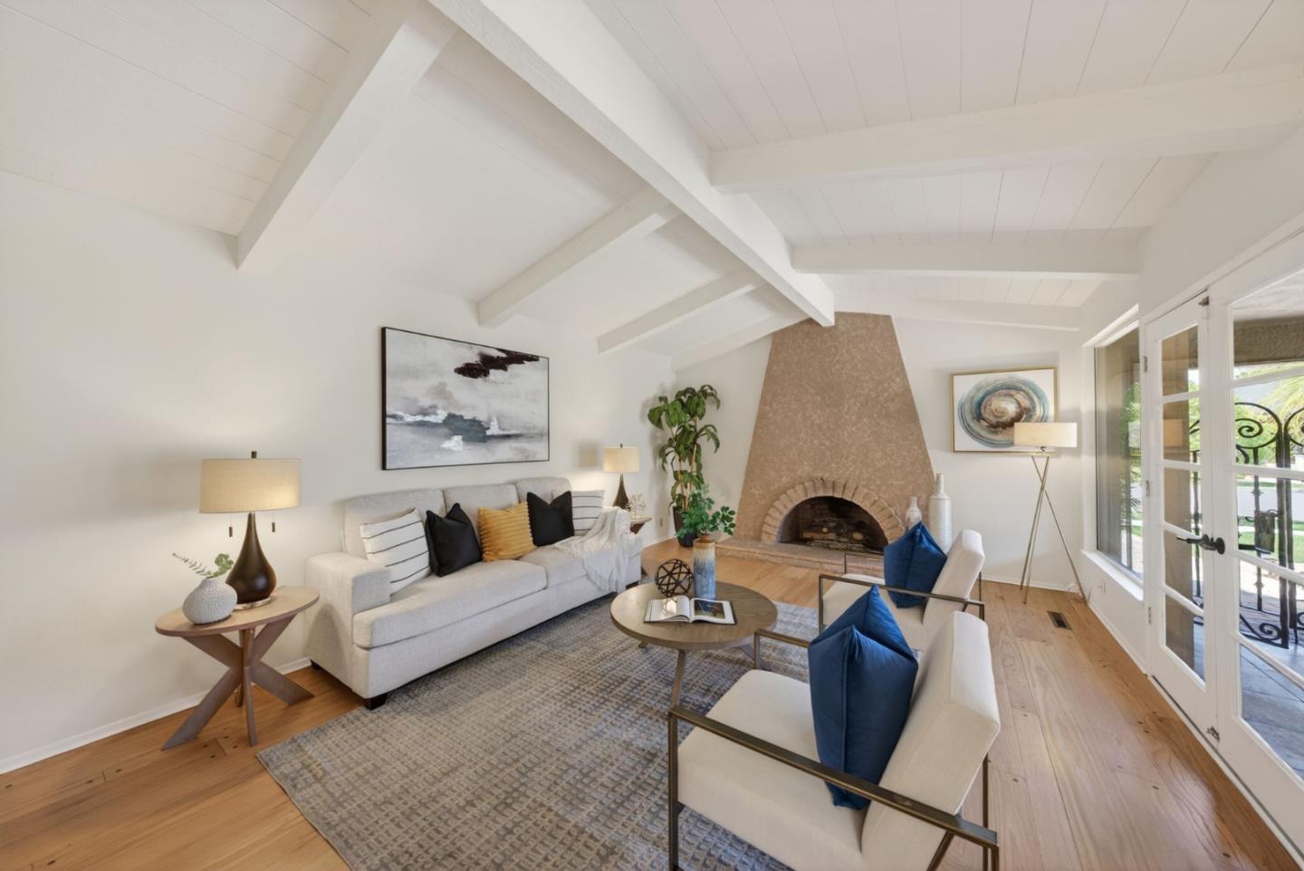 2140 Cedarwood Lane