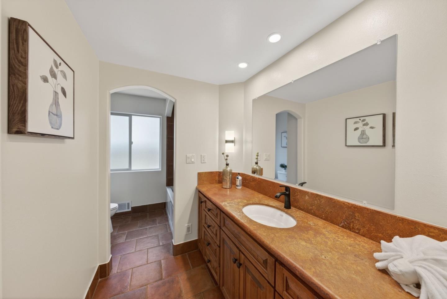 2140 Cedarwood Lane