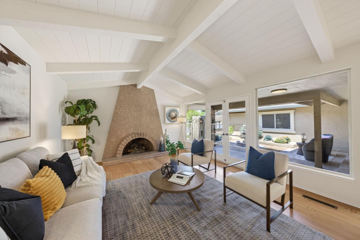 2140 Cedarwood Lane