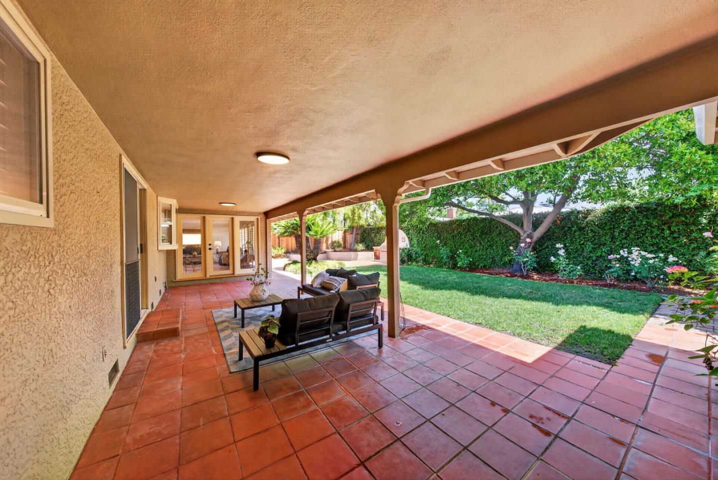 2140 Cedarwood Lane