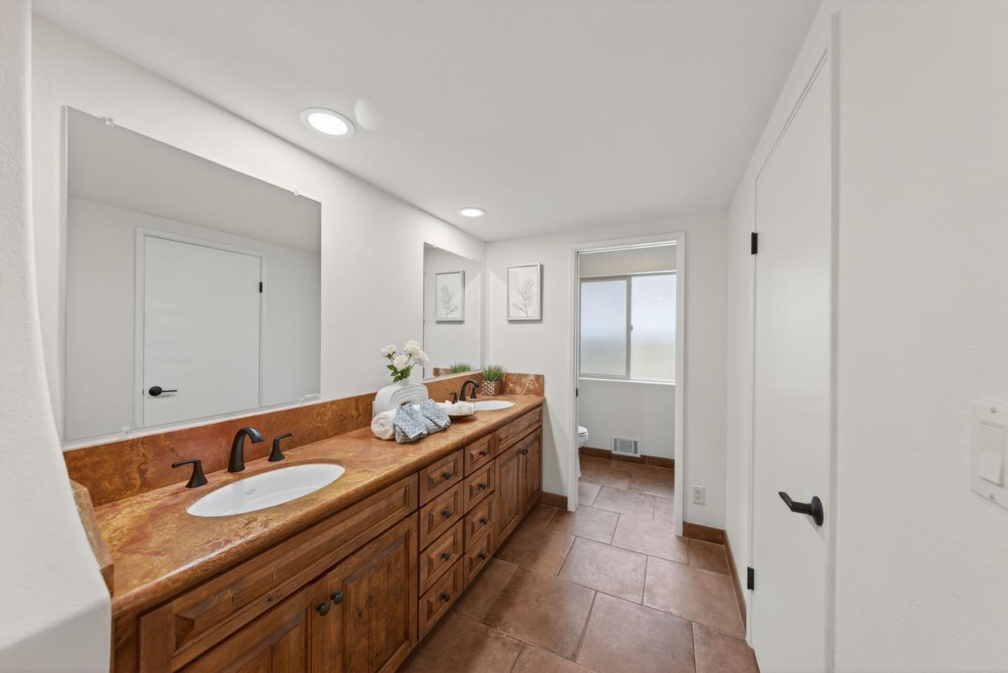 2140 Cedarwood Lane
