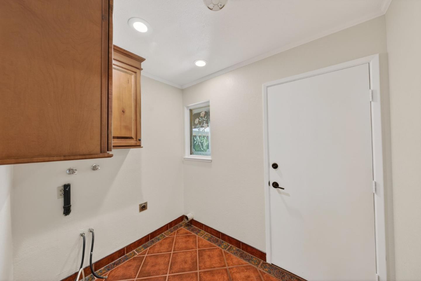 2140 Cedarwood Lane