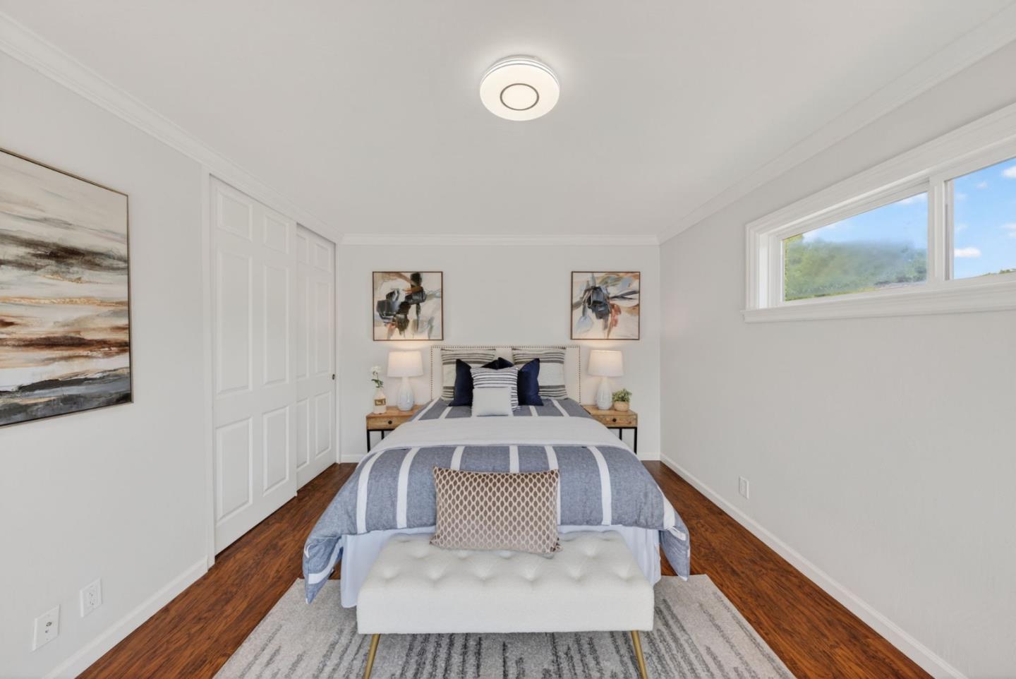 6098 Calle Esperanza