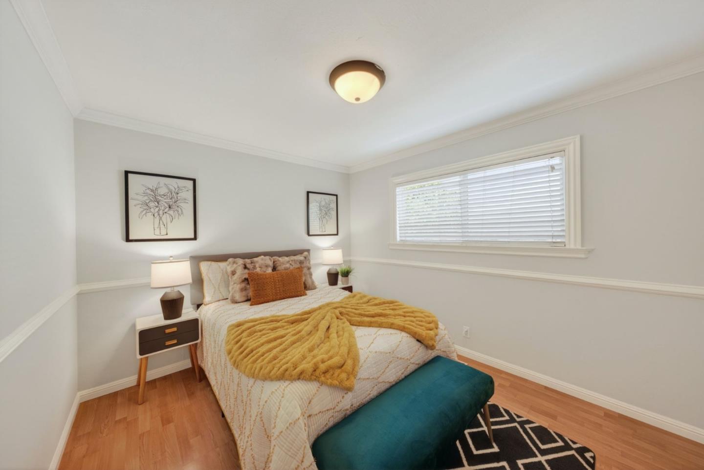 6098 Calle Esperanza