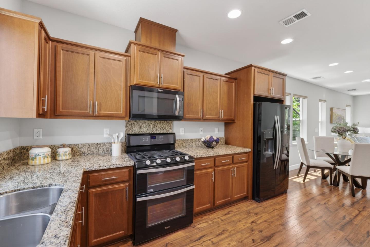 796 North 10th Street 1
