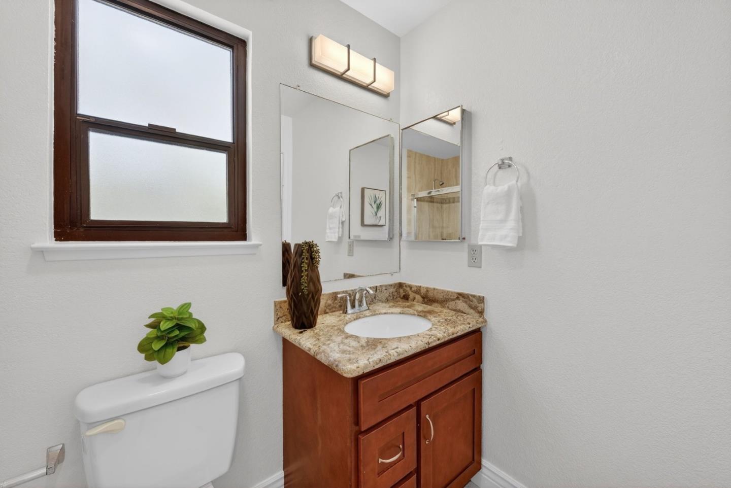 1205 Sierra Village Way
