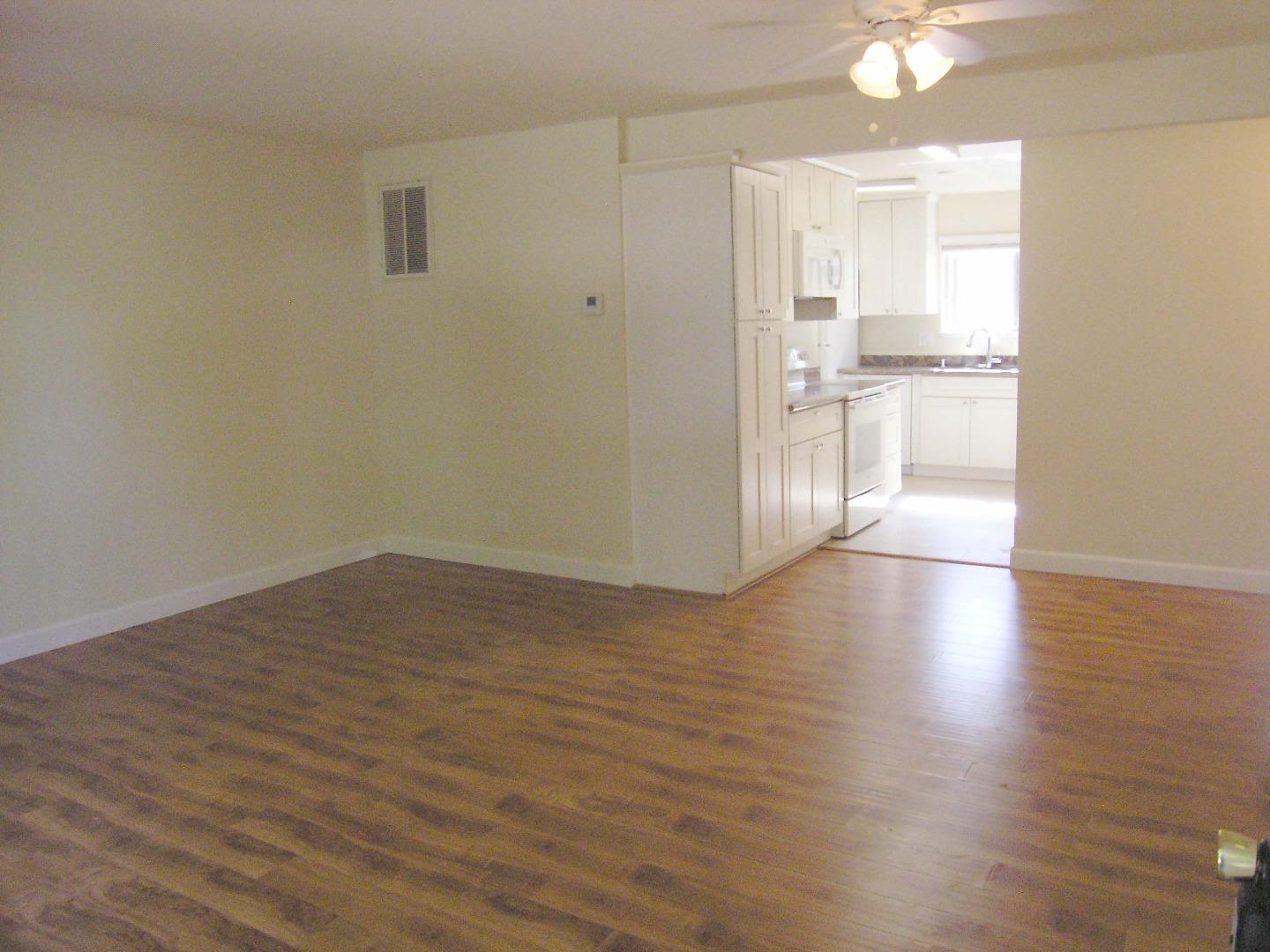212 Wilton DR