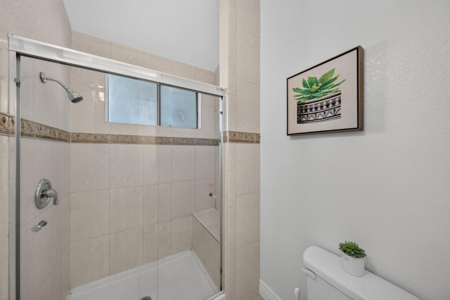 1205 Sierra Village WAY