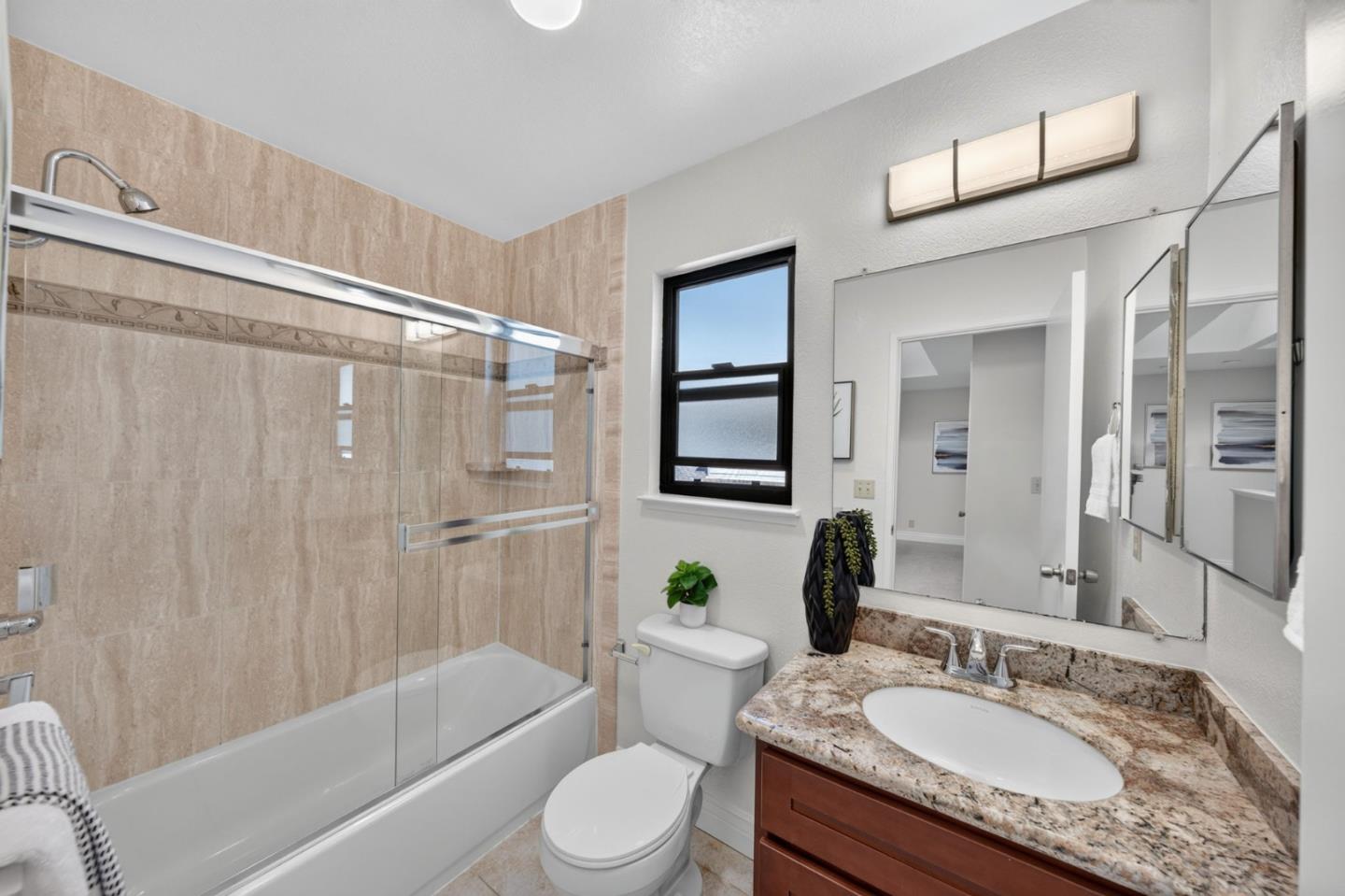 1205 Sierra Village WAY