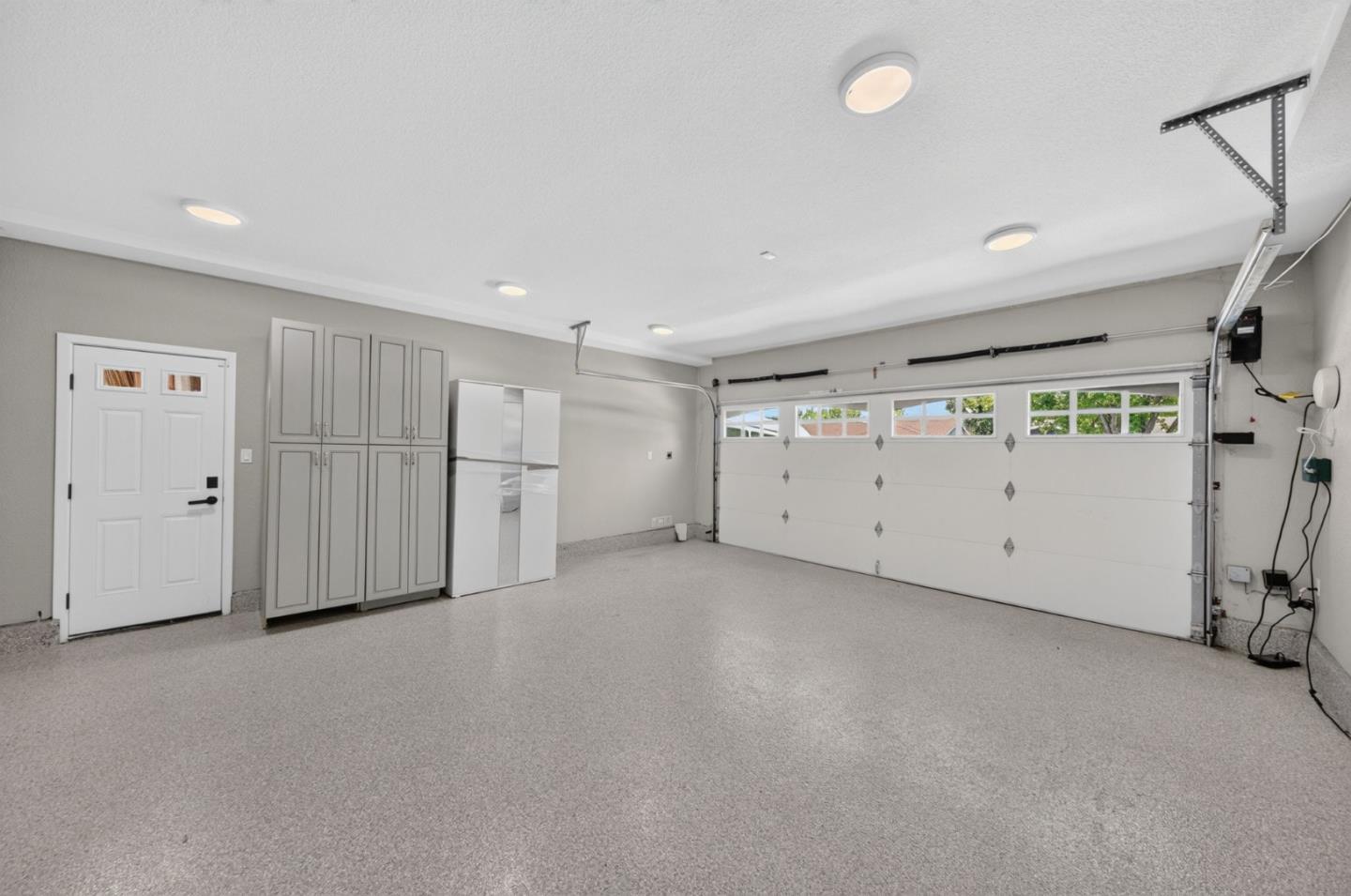3325 Jenkins AVE
