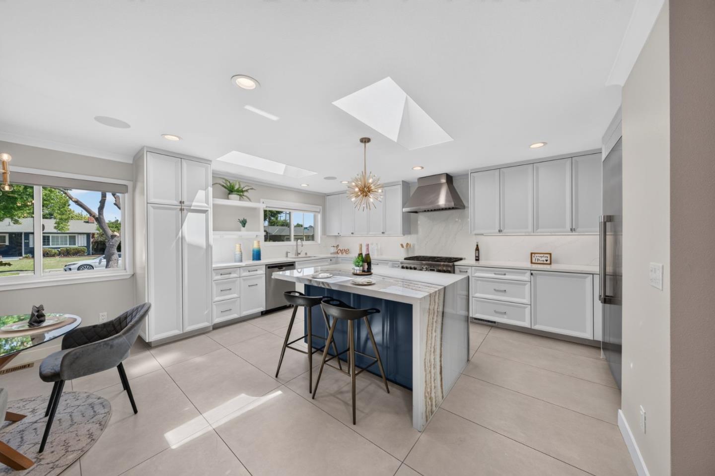 3325 Jenkins AVE