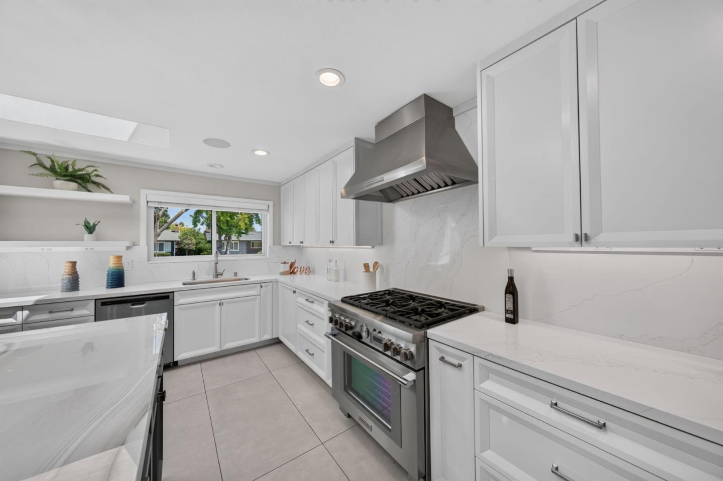 3325 Jenkins AVE