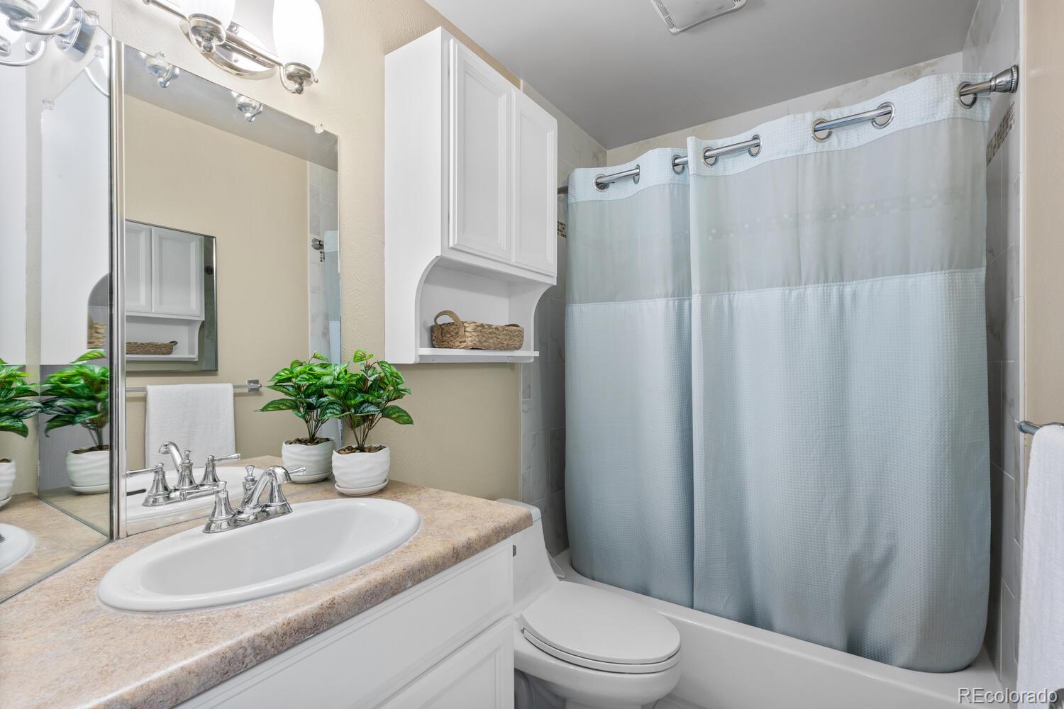 4866 E Kentucky Avenue Unit: C