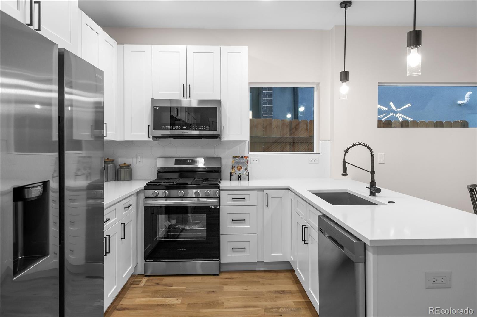1290 Newton Street Unit: 2