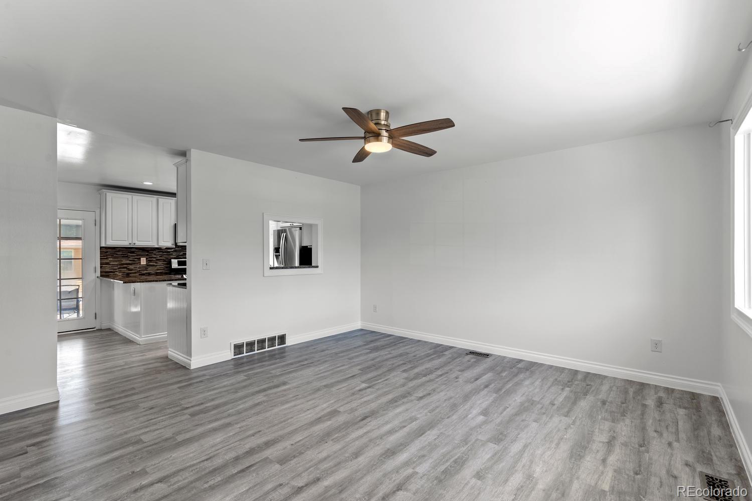 659 S Newark Court